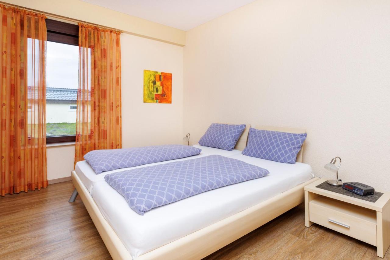 Deichhotel Grube Dorumer Neufeld Exterior photo