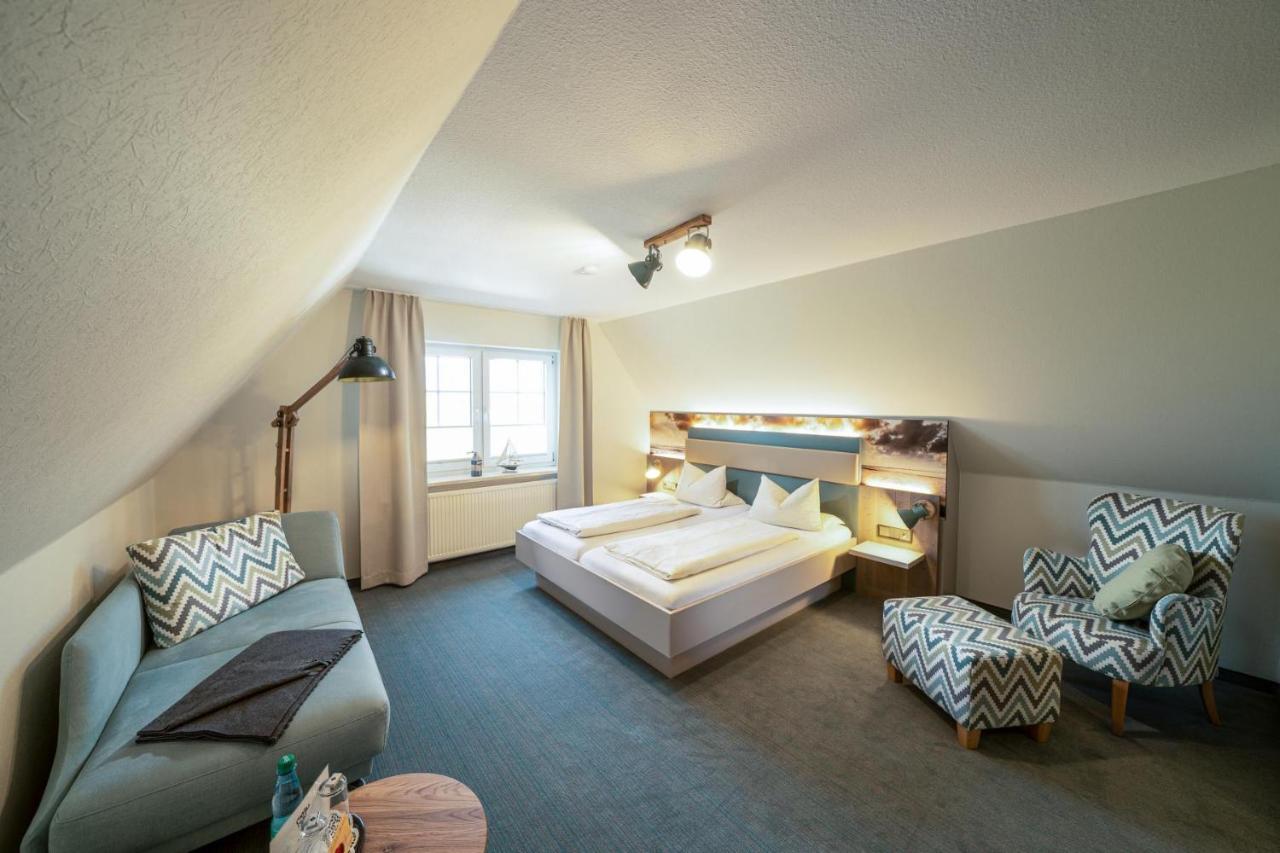 Deichhotel Grube Dorumer Neufeld Exterior photo